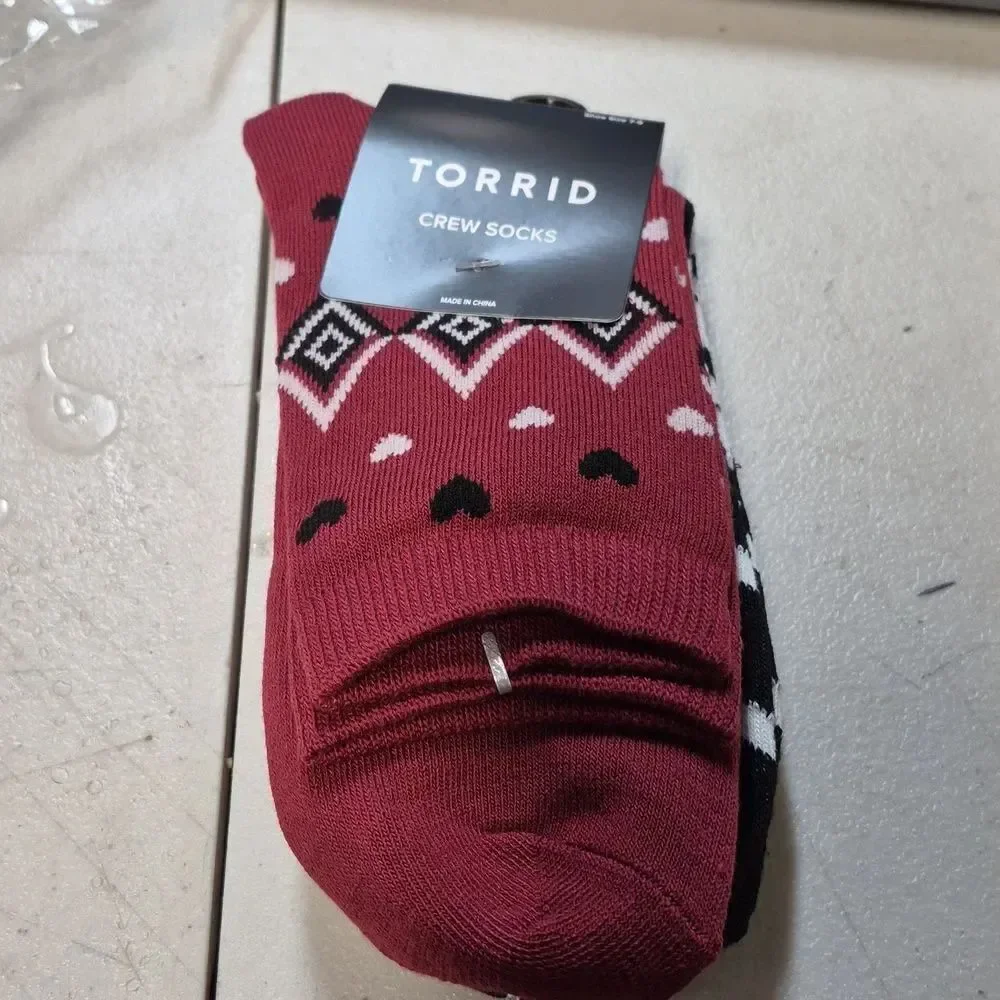 Torrid 3 pack Crew Socks Size 7-9 New